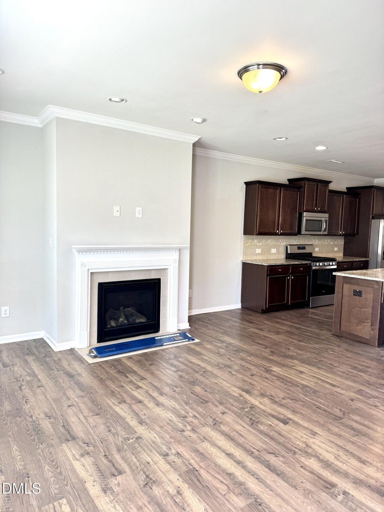 508 Excalibur Drive - Photo 6