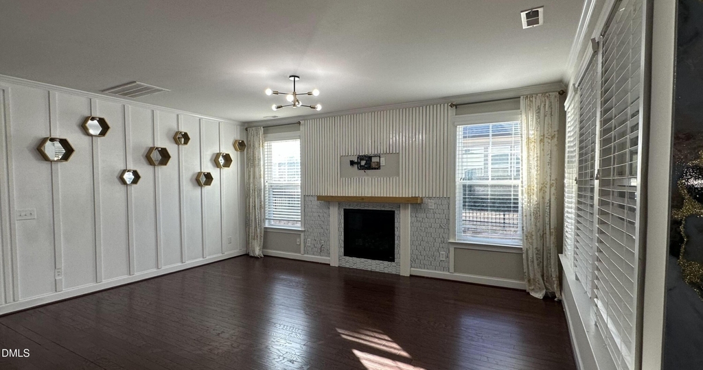 221 Hensley Oak Way - Photo 12