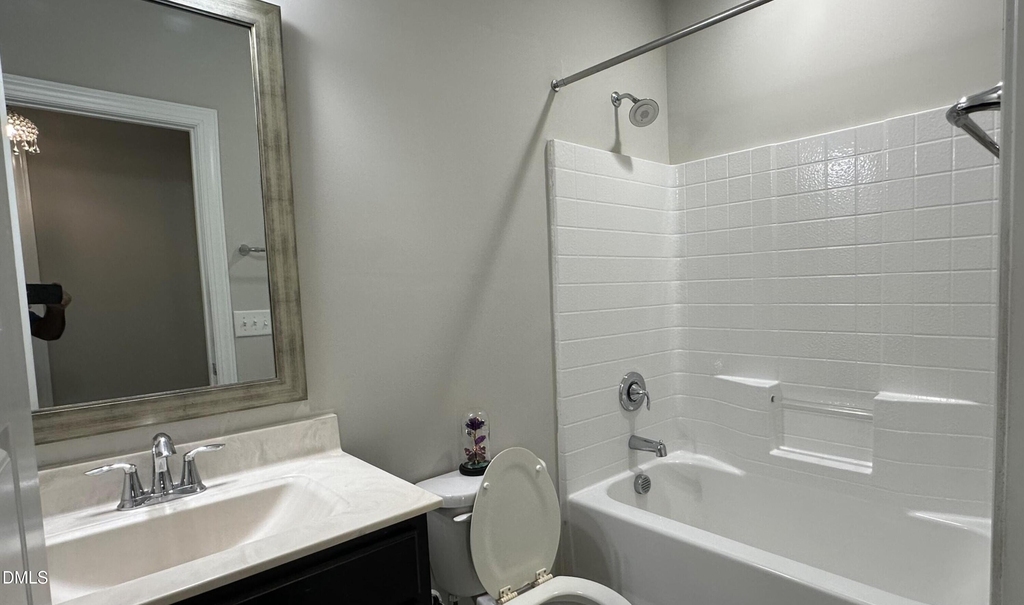 221 Hensley Oak Way - Photo 15