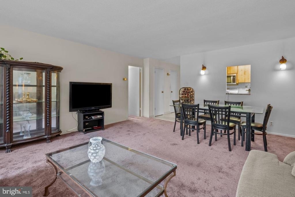 100 West Avenue - Photo 12