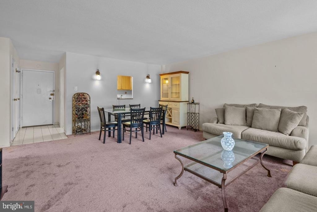 100 West Avenue - Photo 11