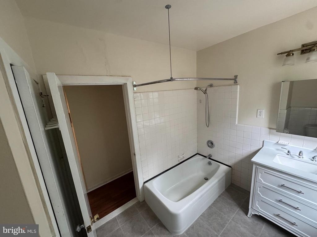 117 Montgomery Avenue - Photo 19