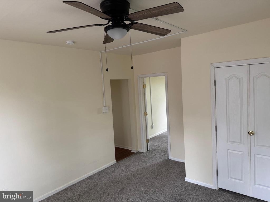 117 Montgomery Avenue - Photo 4