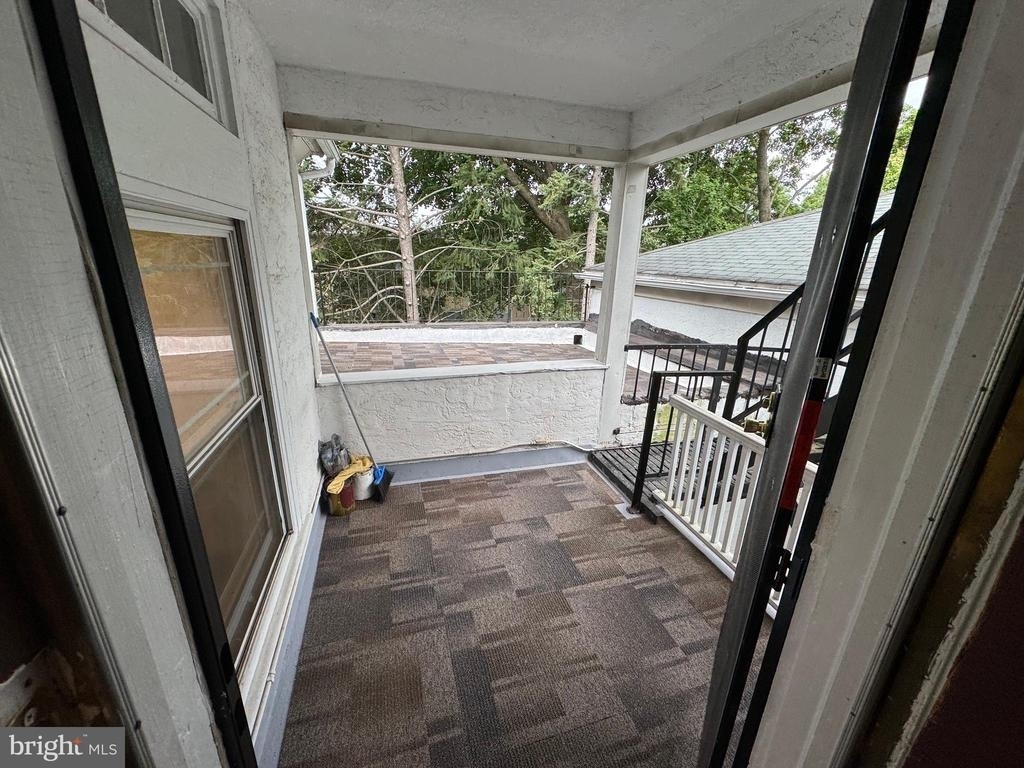 117 Montgomery Avenue - Photo 14