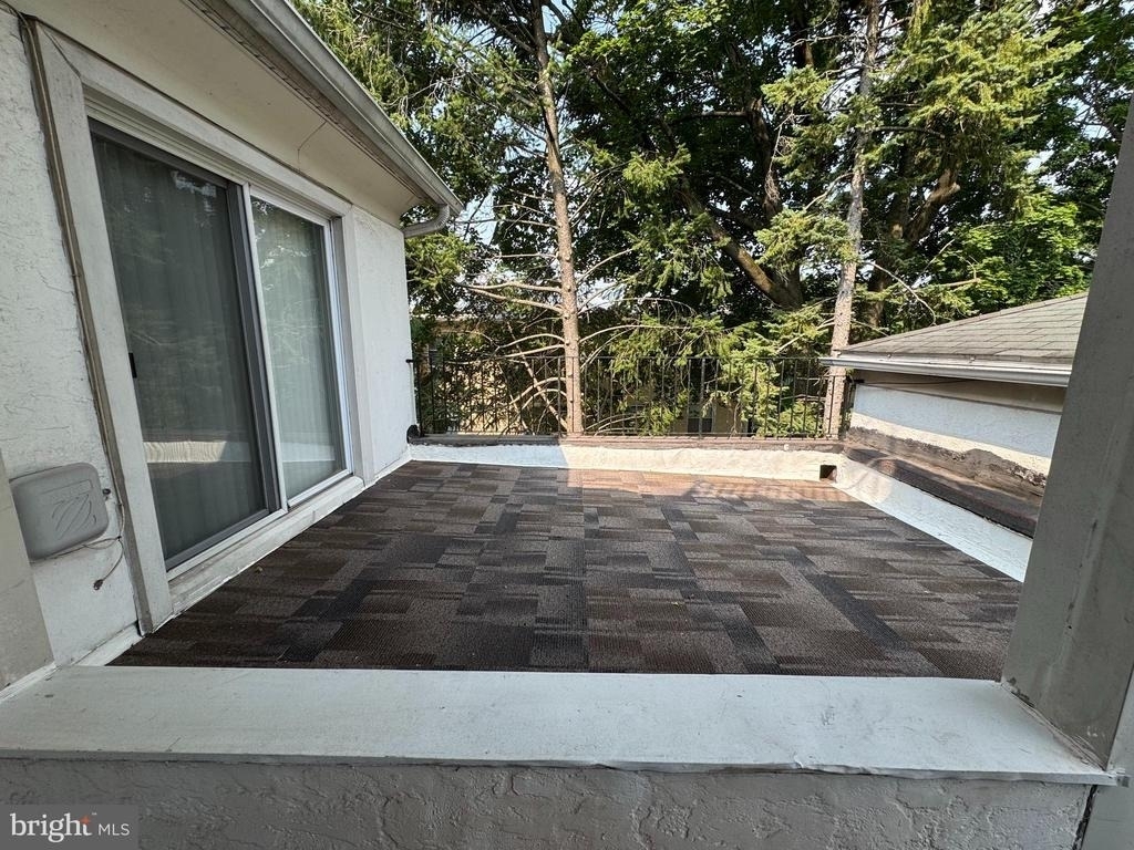 117 Montgomery Avenue - Photo 5