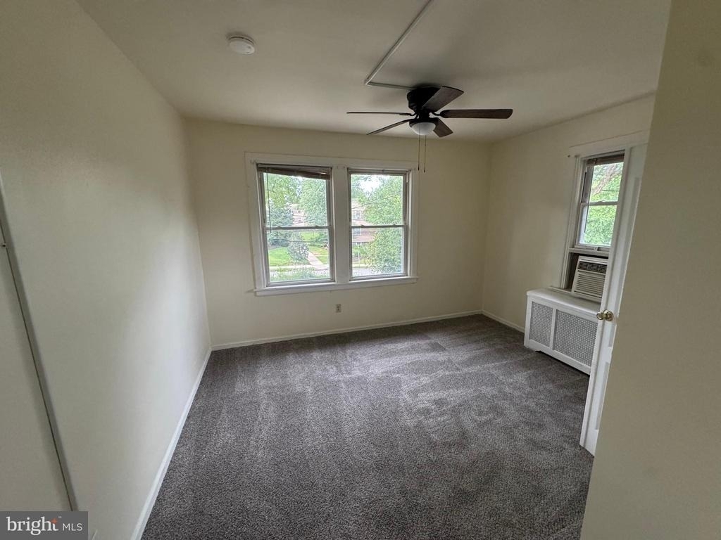 117 Montgomery Avenue - Photo 21
