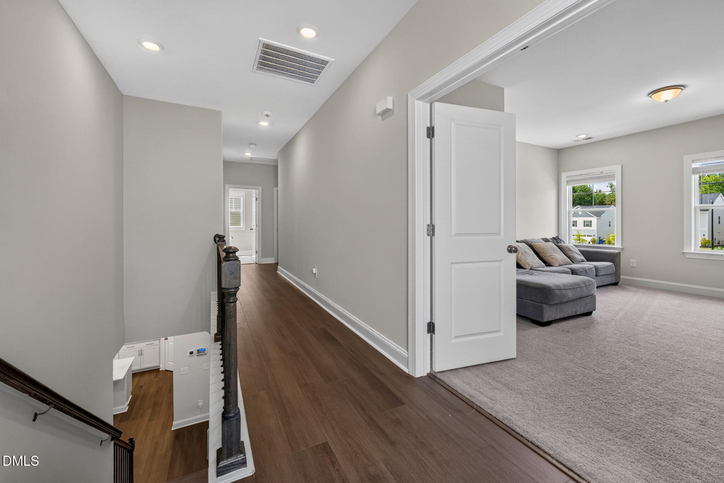 621 Bronco Circle - Photo 38