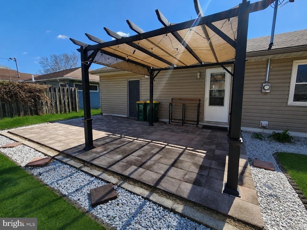 739 Stouffer Avenue - Photo 32
