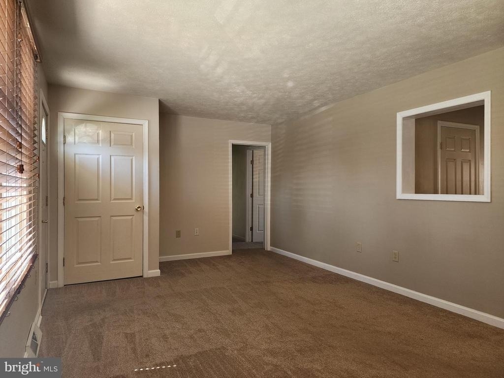 739 Stouffer Avenue - Photo 3