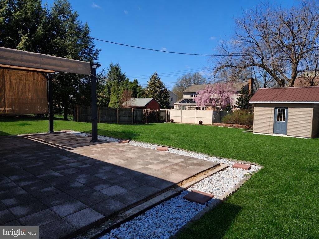 739 Stouffer Avenue - Photo 35