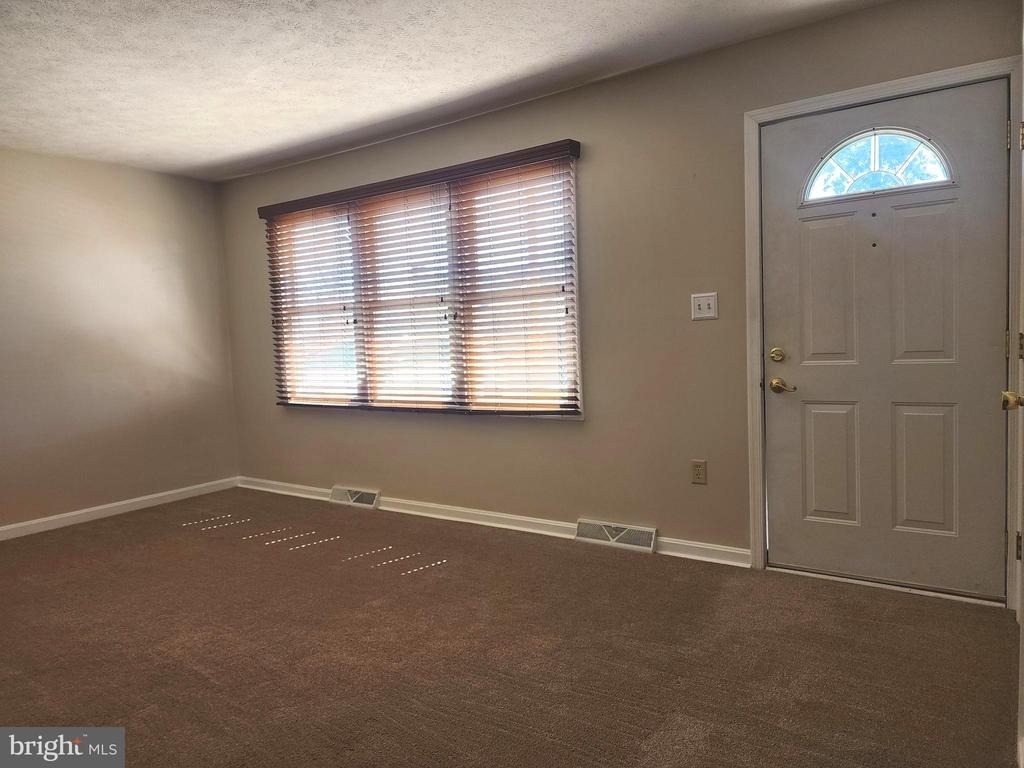 739 Stouffer Avenue - Photo 2
