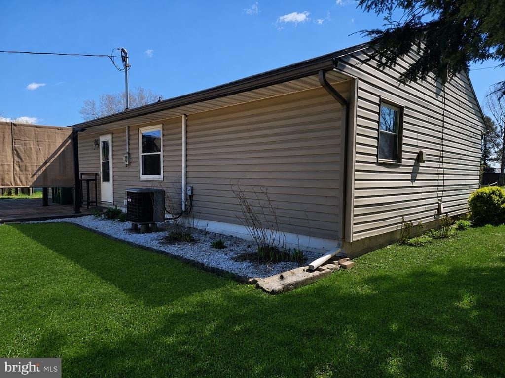 739 Stouffer Avenue - Photo 36
