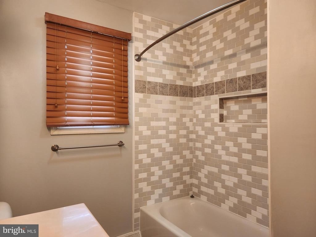 739 Stouffer Avenue - Photo 21