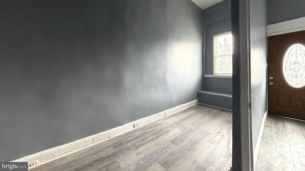 1110 Morton Avenue - Photo 11