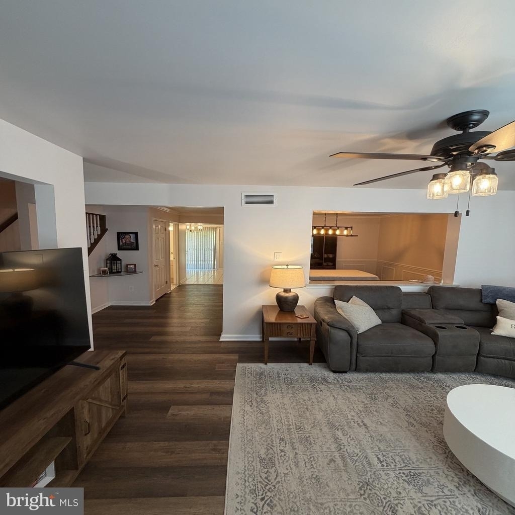 3728 Swetland Drive - Photo 5