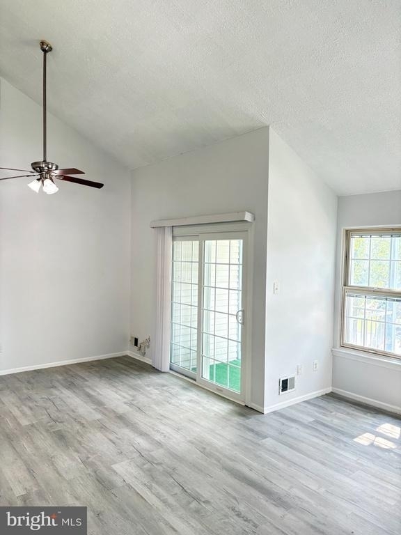 128 Andover Place - Photo 7