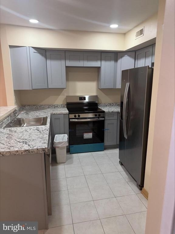 1904 Roberts Way - Photo 4