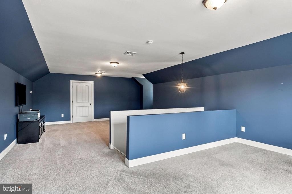 331 Ardmore Avenue - Photo 58