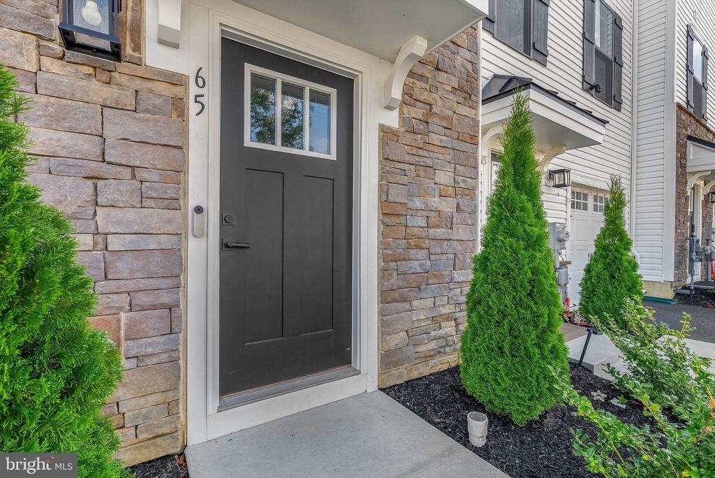 65 Rosemary Way - Photo 3