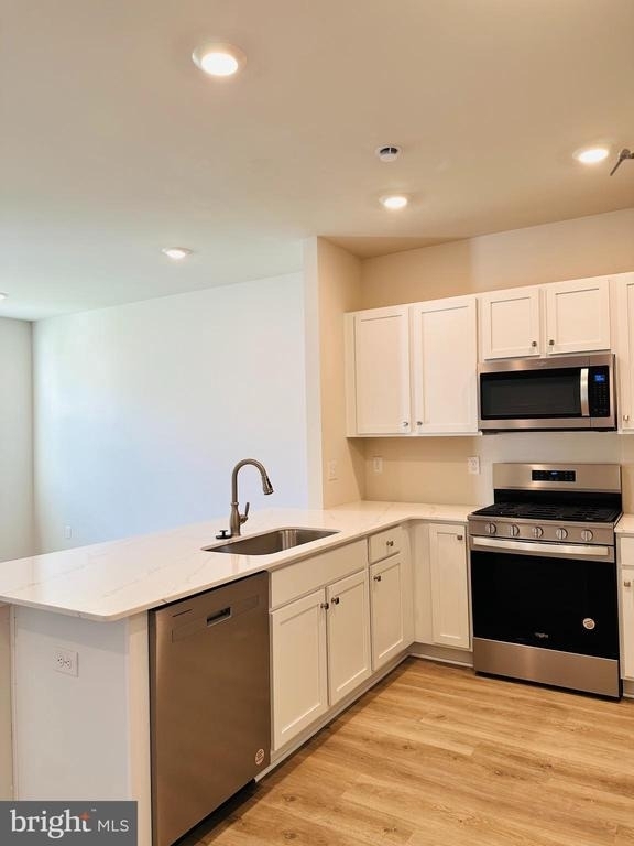 8 Elenor Lane - Photo 15
