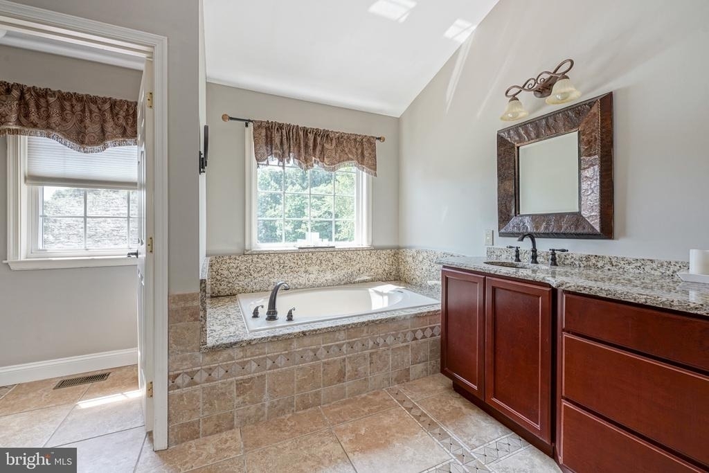 8 Wagon Road - Photo 46