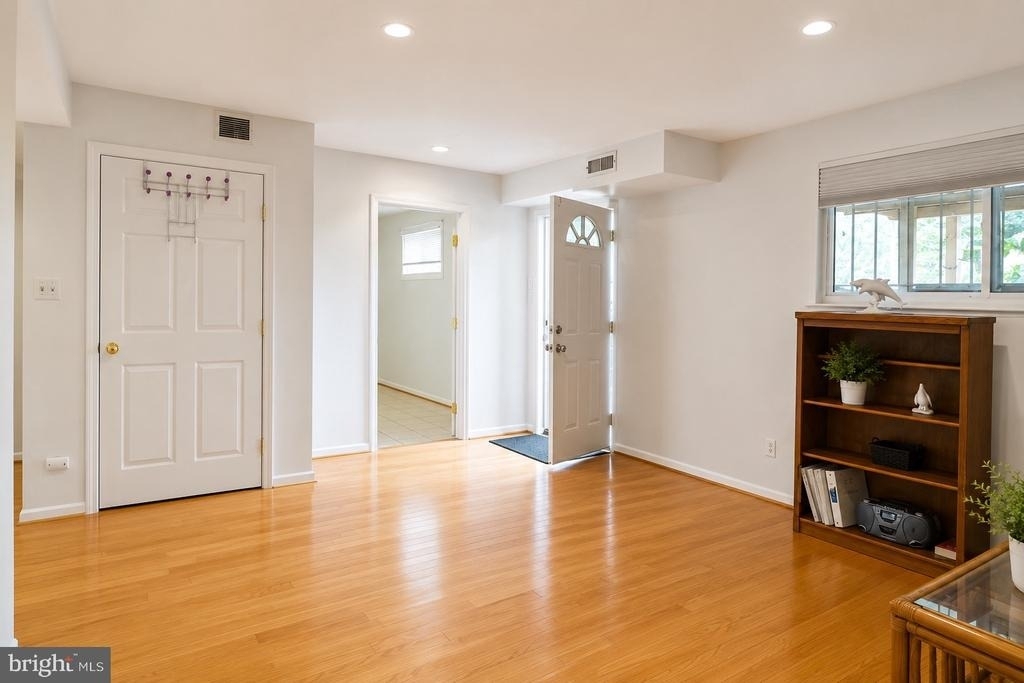 537 E Indian Spring Drive - Photo 10