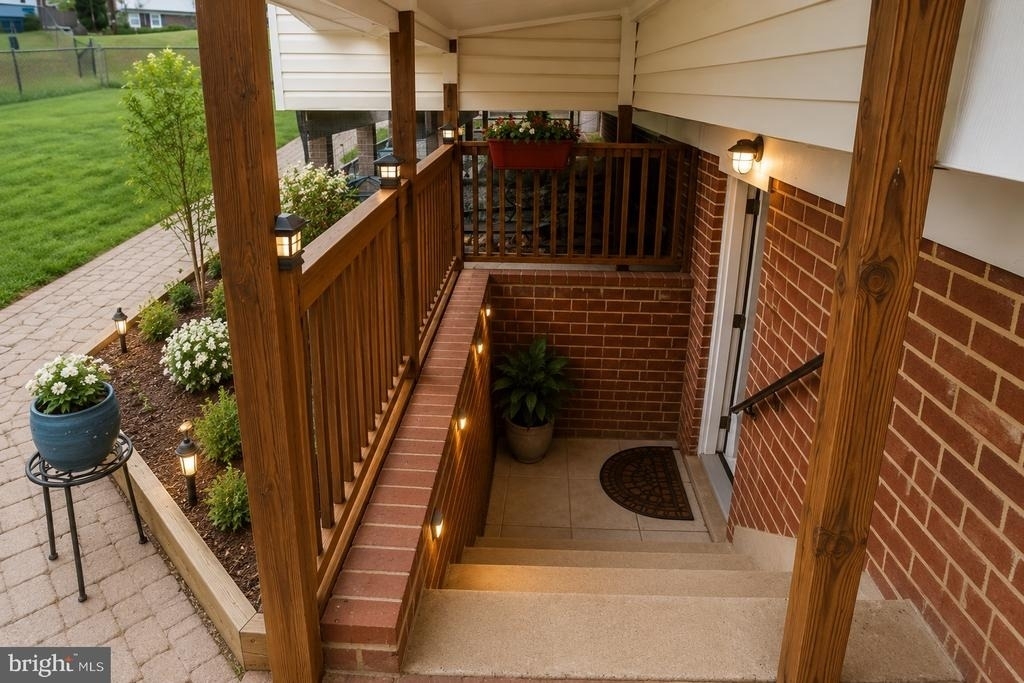 537 E Indian Spring Drive - Photo 0