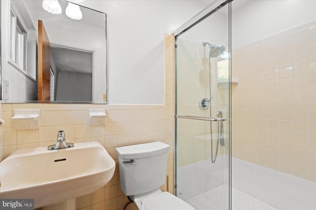 6207 Kirby Road - Photo 20