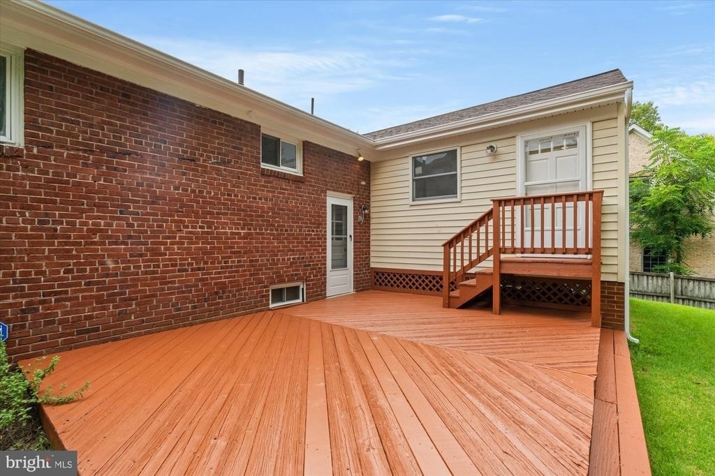 6207 Kirby Road - Photo 35