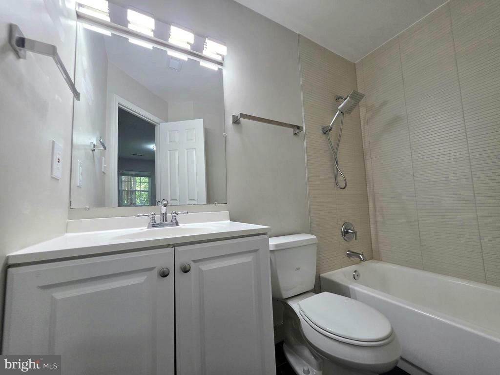 10414 Parthenon Court - Photo 33