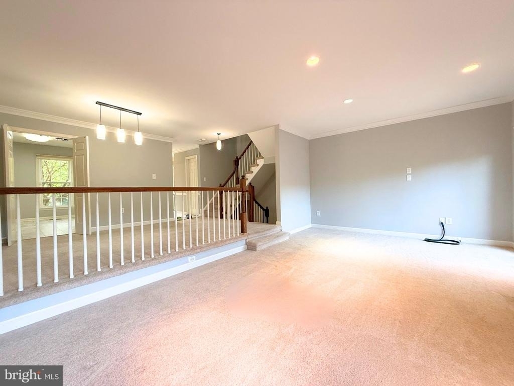 11045 Candlelight Lane - Photo 8