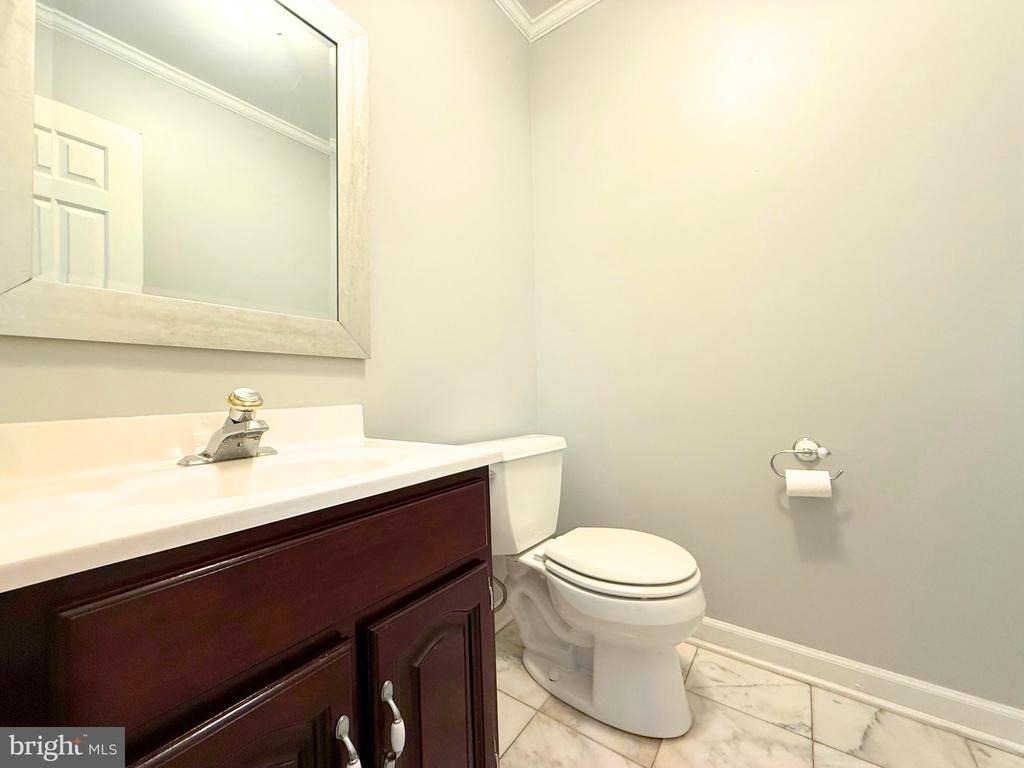 11045 Candlelight Lane - Photo 18