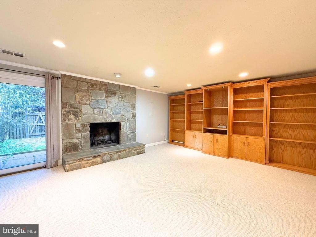 11045 Candlelight Lane - Photo 13