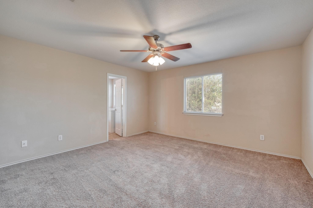 7412 Cayenne Ln - Photo 18