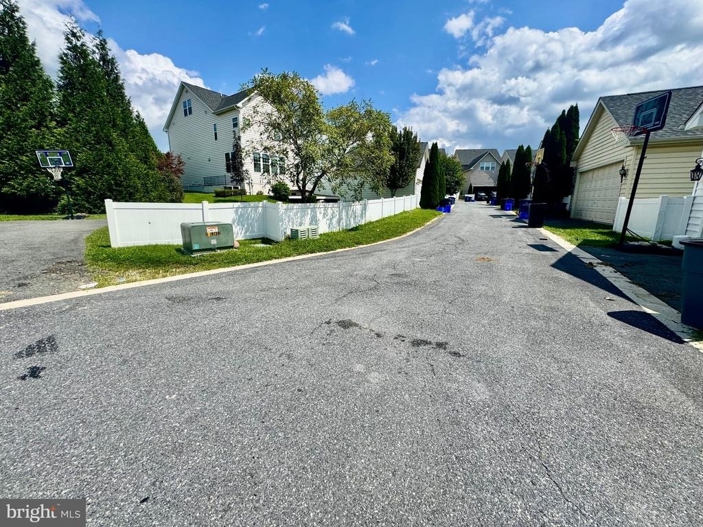 22342 Heron Neck Terrace - Photo 54