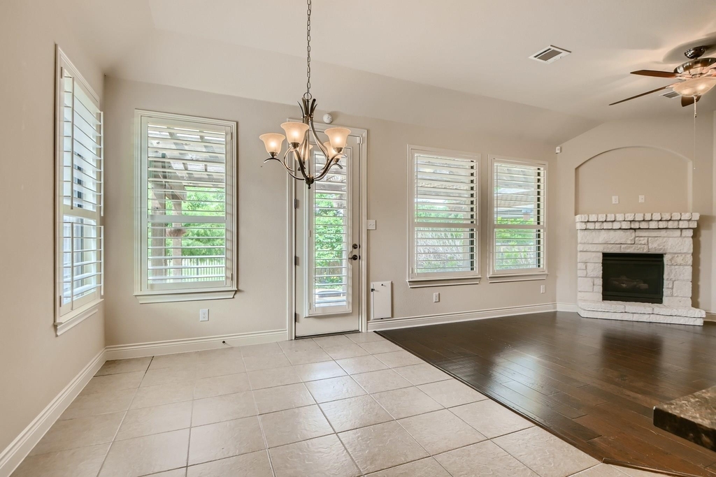 400 Entrada Way - Photo 7