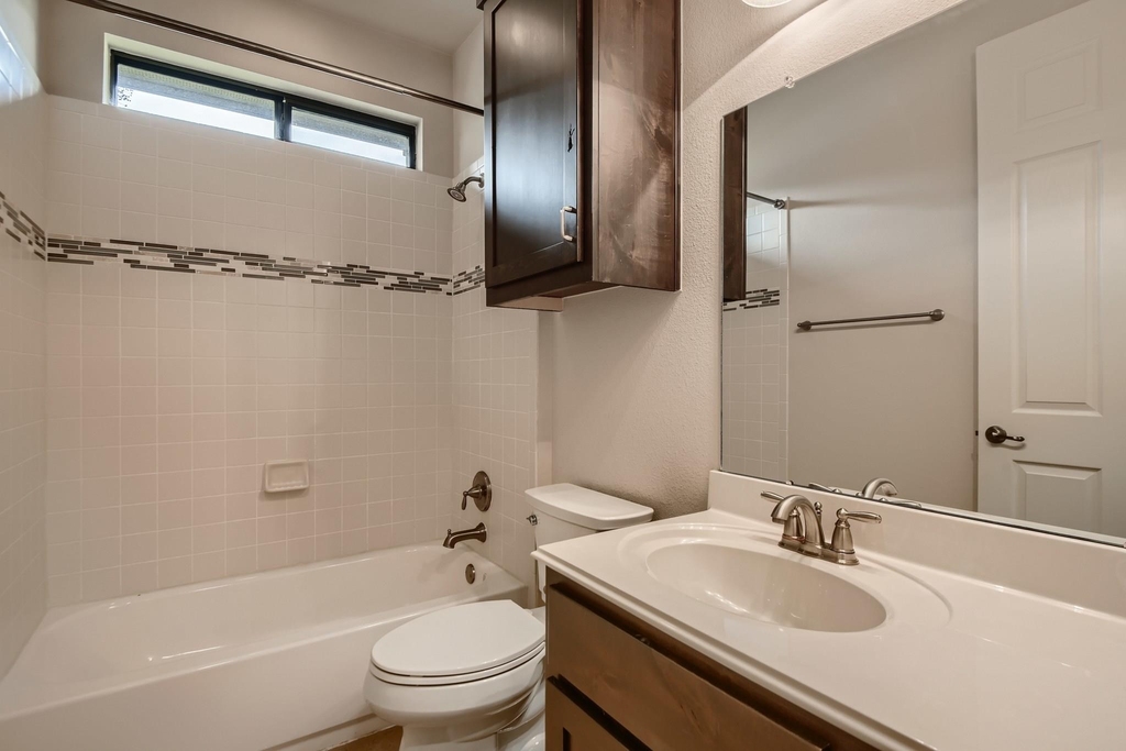 400 Entrada Way - Photo 14