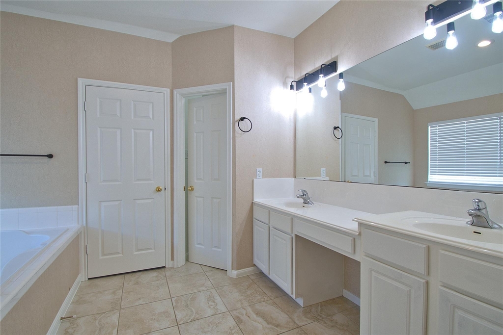 13528 Oregon Flats Trl - Photo 25