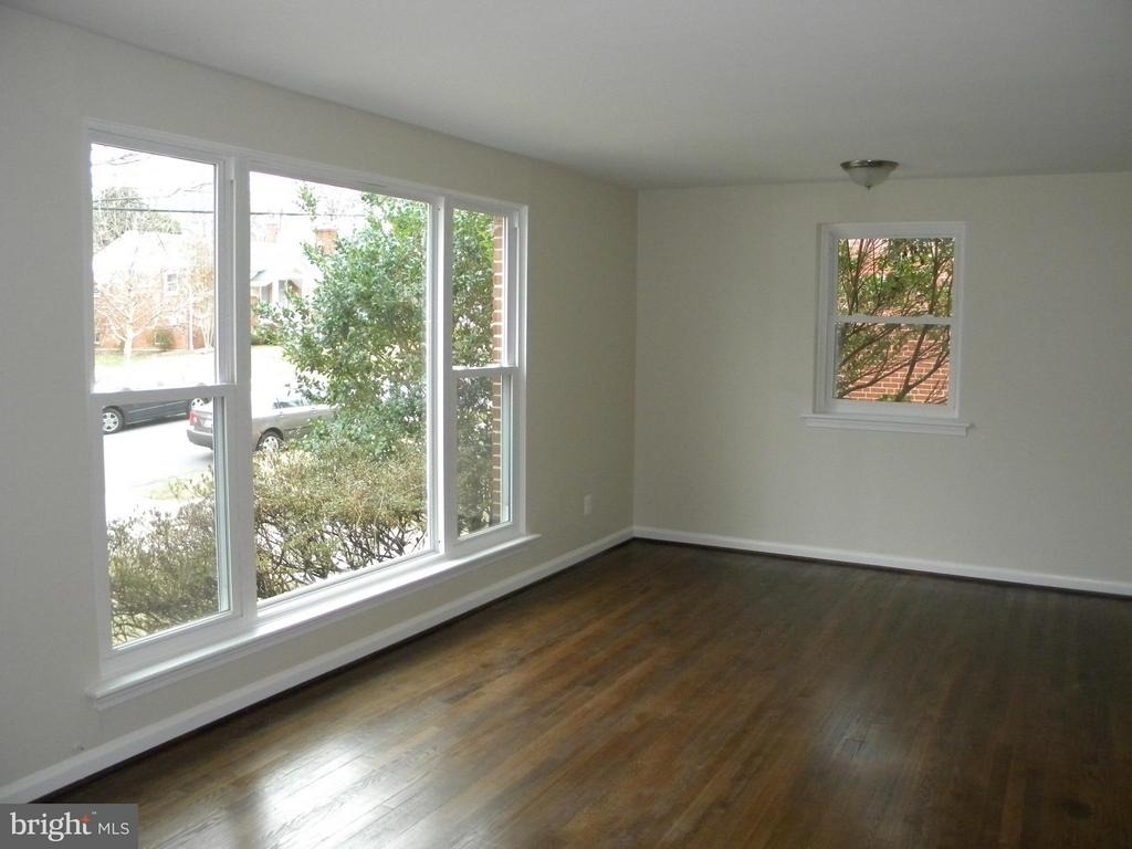 5022 Druid Drive - Photo 1