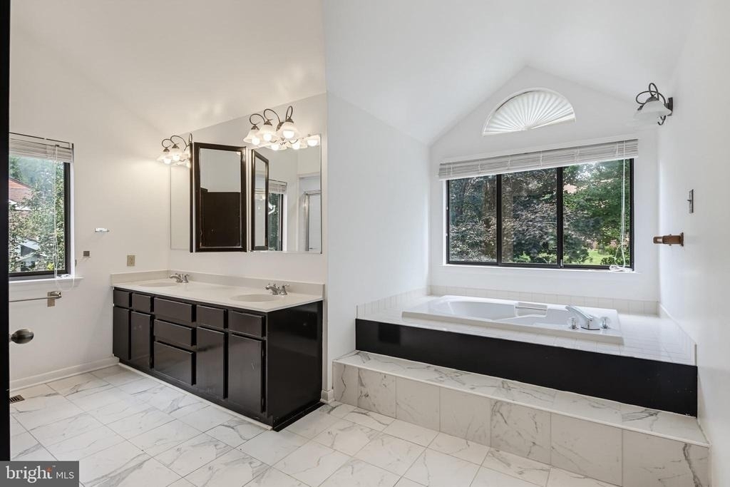 6103 Triangle Drive - Photo 21