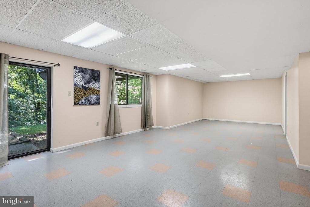 6103 Triangle Drive - Photo 29