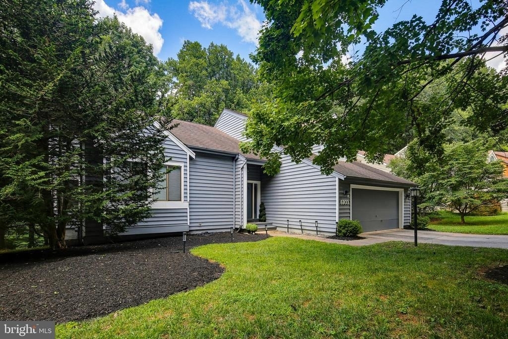 6103 Triangle Drive - Photo 3