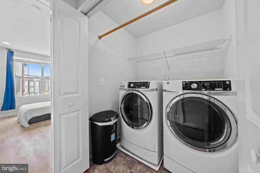 1445 Trafalgar Lane - Photo 20