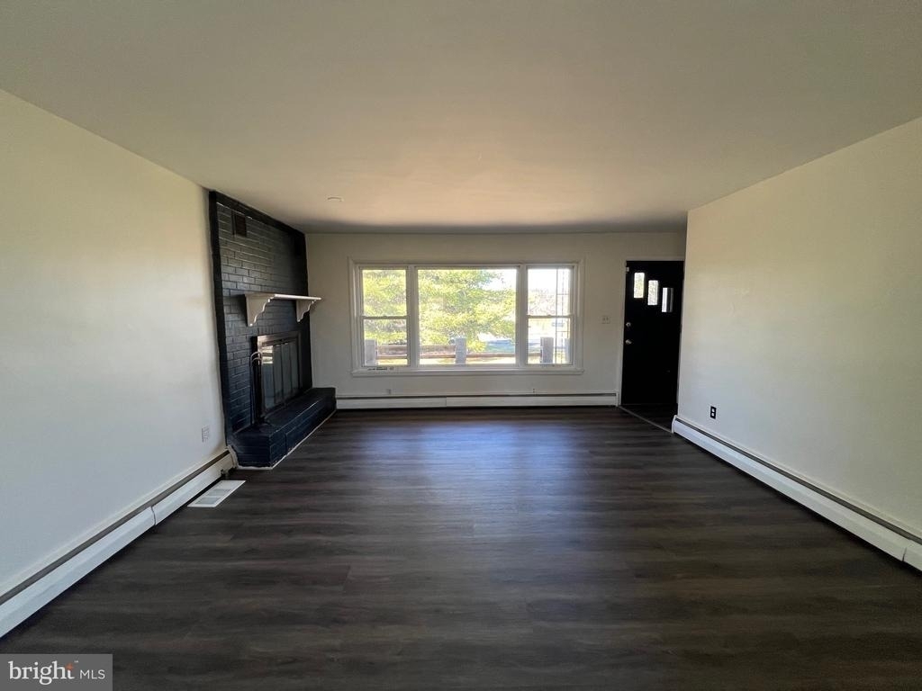 7419 Hayward Road - Photo 7
