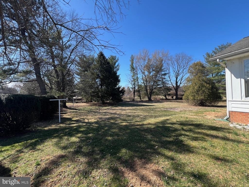 7419 Hayward Road - Photo 3