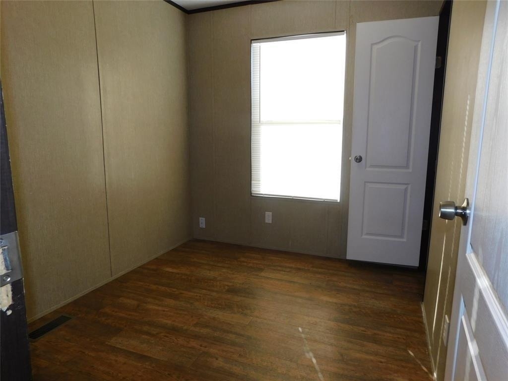 201 China Garden Ln - Photo 11