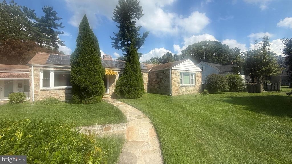 435 Main Street - Photo 1