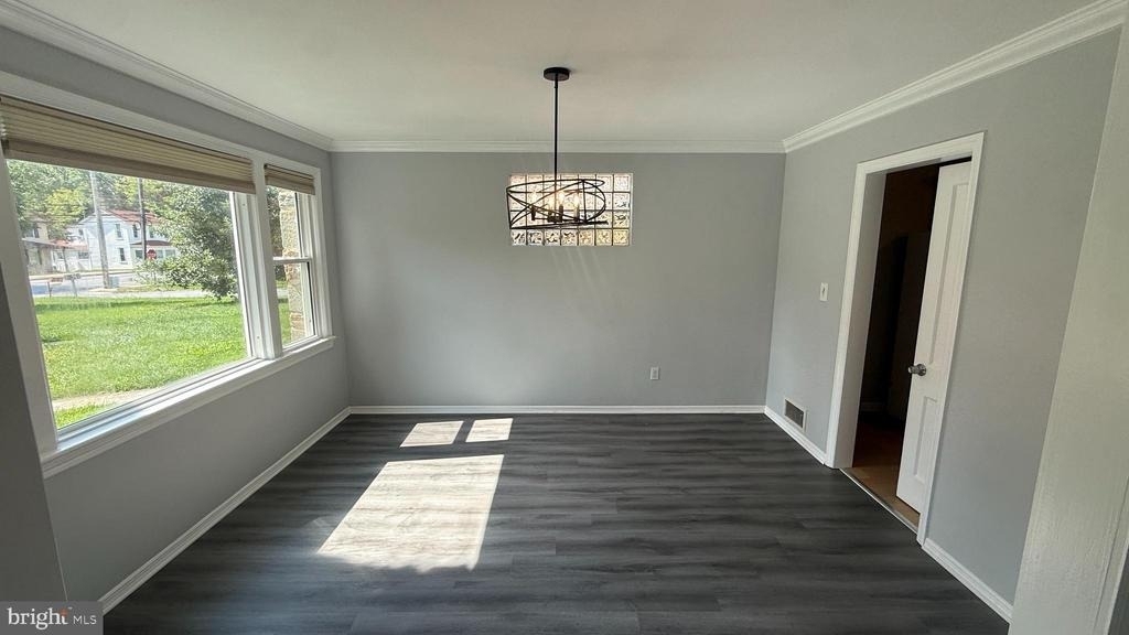 435 Main Street - Photo 8