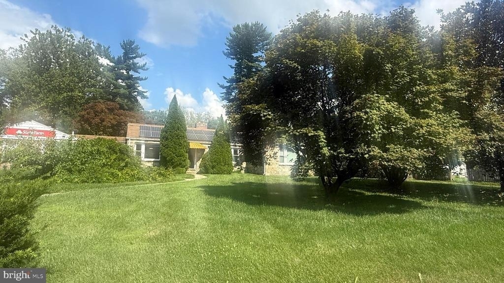 435 Main Street - Photo 2