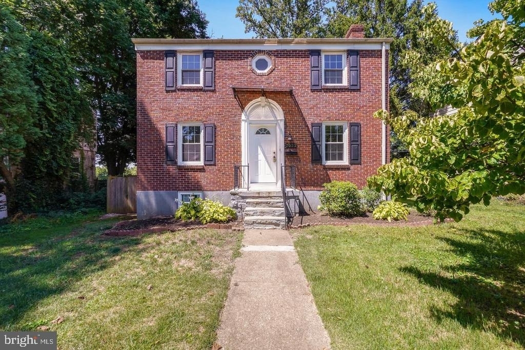 7022 Deerfield Road - Photo 3